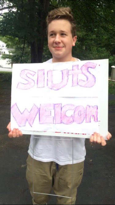 patrickl301's tweet image. Happy women’s day