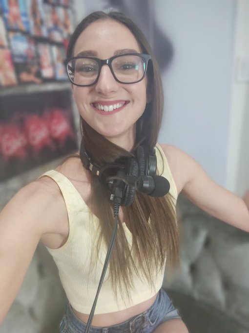 Oh baby I'm doing a podcast with @BackstagePassDR
TUNE IN AT YOUR OWN PERIL ? https://t.co/X4Y49Ea2u