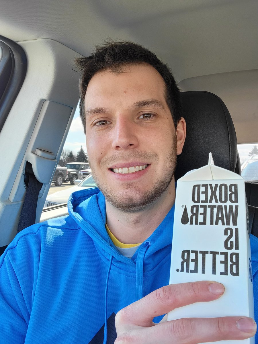loganbeard1441's tweet photo. Not only is drinking water from a box pretty neat, but so is having two trees planted in a National Forest just from posting this! #betterplanet #delicious https://t.co/ze1fqojOUL