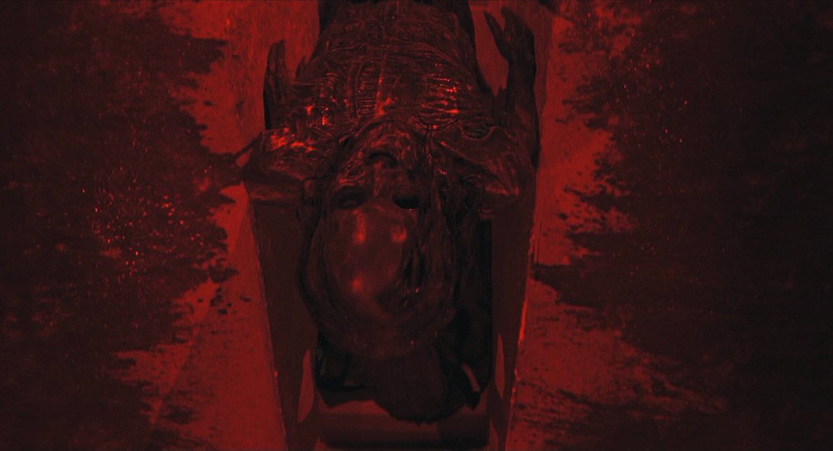 triiiplice's tweet photo. Suspiria (2018) https://t.co/3GYofrQSET