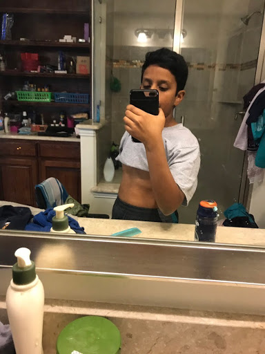 Mithesh83522182's tweet photo. oi look my sexy abs #abs #summerbod #readyfortheladies #lovemelikefood #lickmyabs #lovingbhoomee https://t.co/yEjwCFAUzY