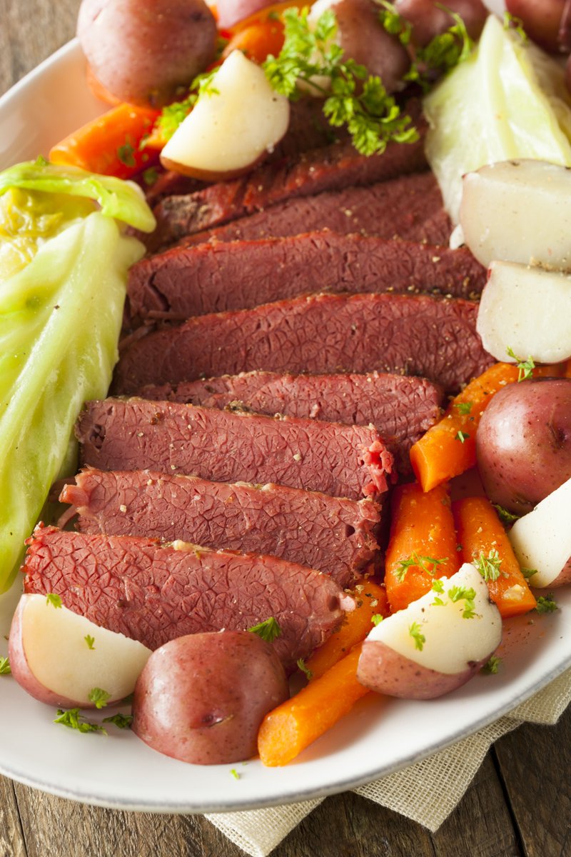 farmfreshtoyou's tweet image. You're in Luck! 🍀 
You can add @SunFedRanch Grass-Fed Corned Beef Brisket to your deliveries in time for your St. Patrick's Day celebrations! Look for it this Thursday when you #customizeyourbox.
#stpatricksday #corned #beef #grassfed #cornedbeef #brisket #farmfreshtoyou
