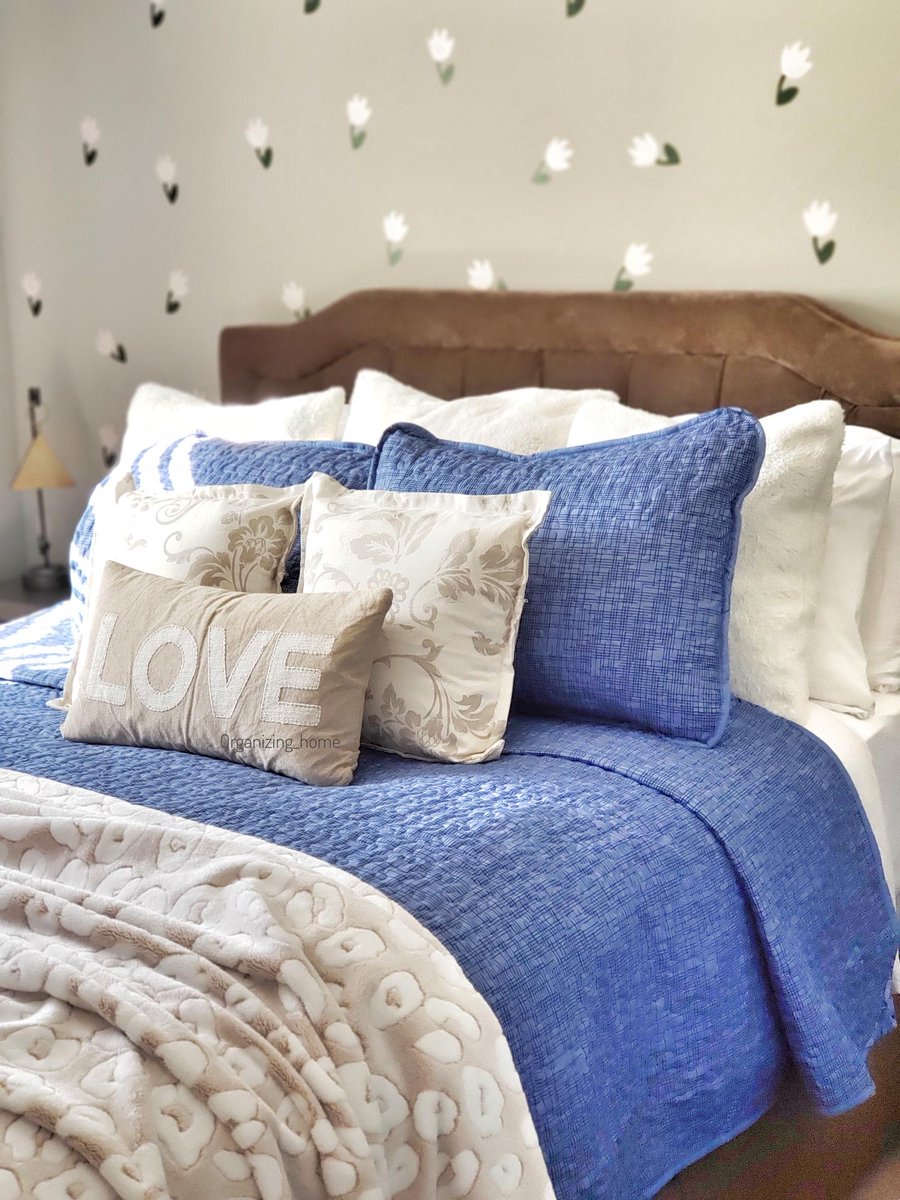 LiveSouthShore's tweet photo. #featurefriday  Effortless comfort 💜Our Harmony Quilt Set is a great way to switch up your bedding!  You get two great patterns in one.  Which side is your favorite?   
📸Organizing_home
.
Shop the look 👉  https://t.co/4qFlYvZzEU https://t.co/zNOxF7b1DZ
