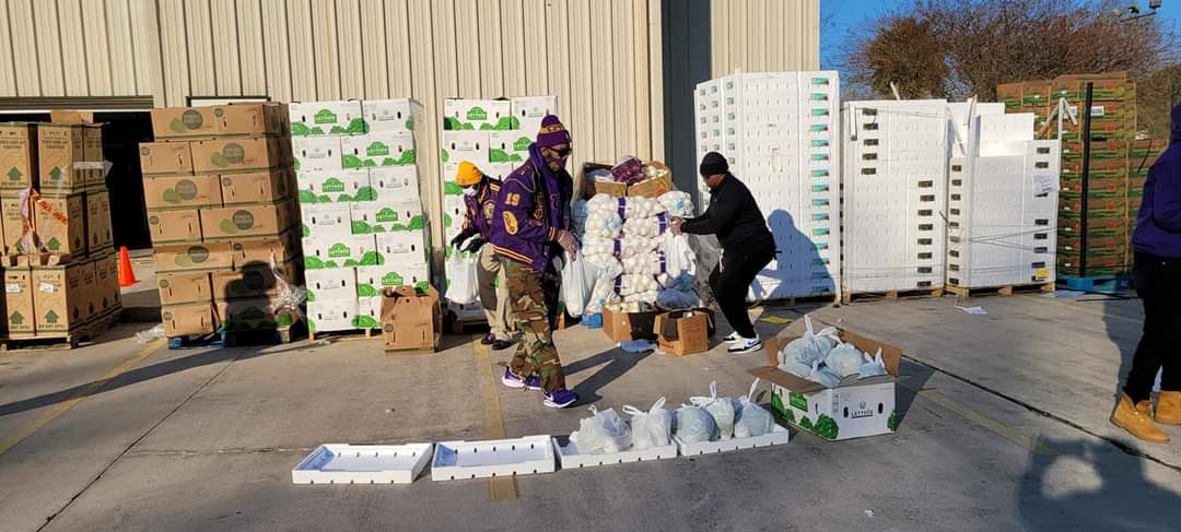 Houston,TX - the Mu Mu Nu Chapter of Omega Psi Phi Fraternity, Inc., along with the Fellowship of Purpose Church, hosted a Food Distribution initiative, where over 30,000 pounds of food were boxed and distributed to over 325 deserving families in Greater Houston.  #9thdquesuplift