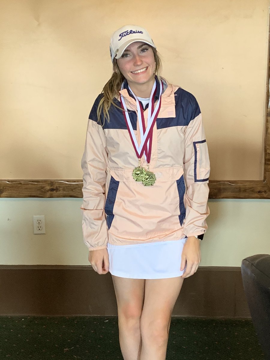 svillegolf's tweet photo. @svillegolf Bees and Jackets win the Bulldog Open today! @kyliejewel13 won the girls side, PD Peak won the boys side and Braden Fowler placed 2nd! https://t.co/SXhNokFOan