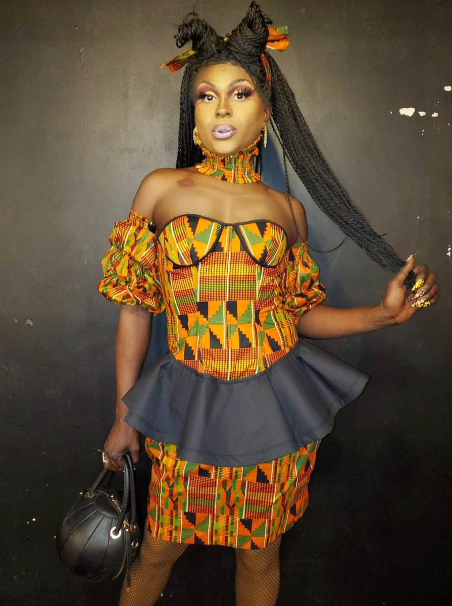 xoKenyaJSanchez's tweet photo. Black history month, women’s history month, black women history month... it’s all the same to me because one thing I’m going to do is amplify, uplift, support + celebrate black women 365/24-7. #MelaninMarch #KenyaJSanchez https://t.co/jFGBKrL92o