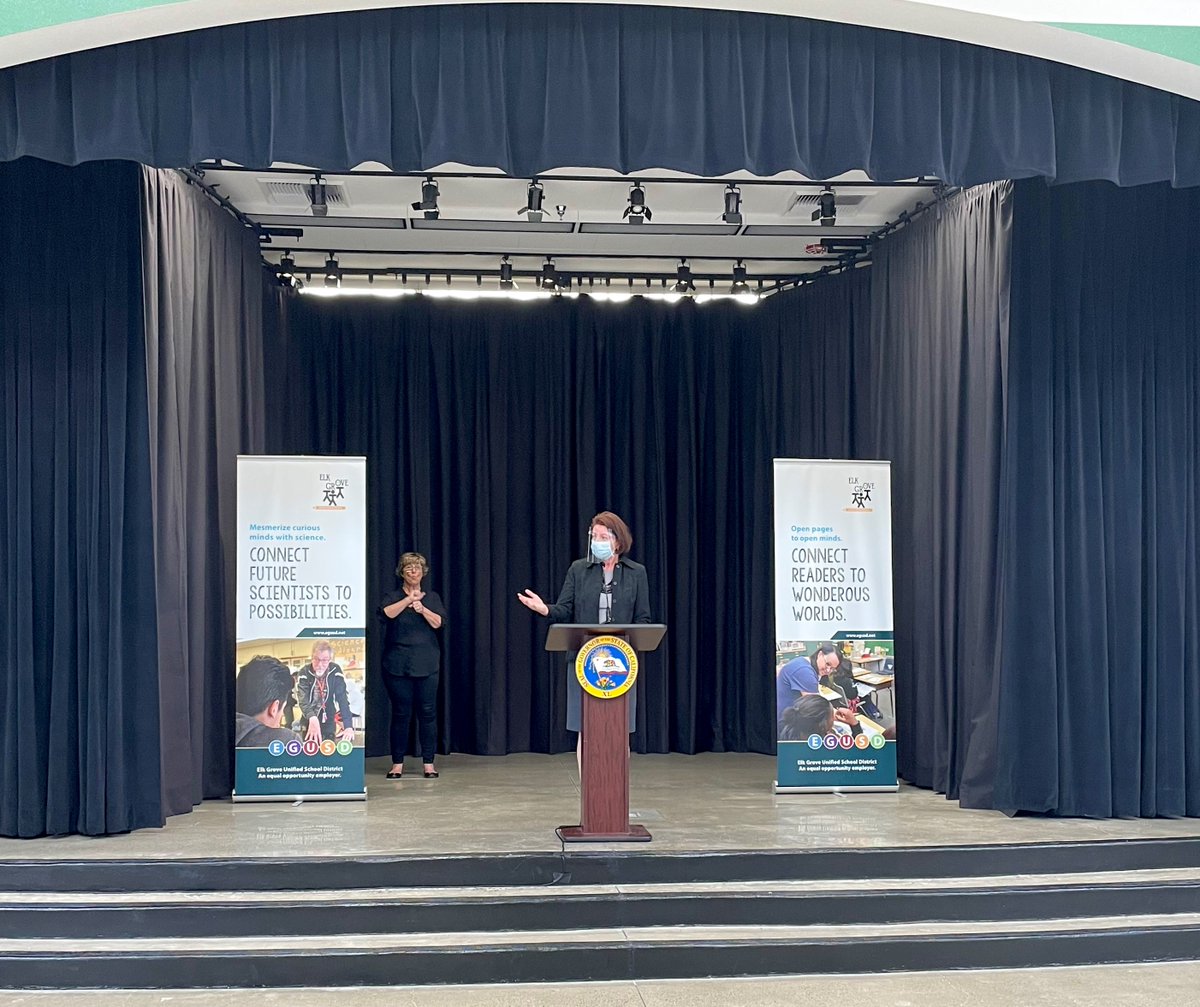 Today’s school agreement provides solutions to reopen schools safely, get kids back in classrooms, and prioritize vaccines for teachers. Schools are vital to our communities and families – this is a major step forward toward reopening their doors. https://t.co/VA8Mlzi3Px https://t.co/od7nruQpHa