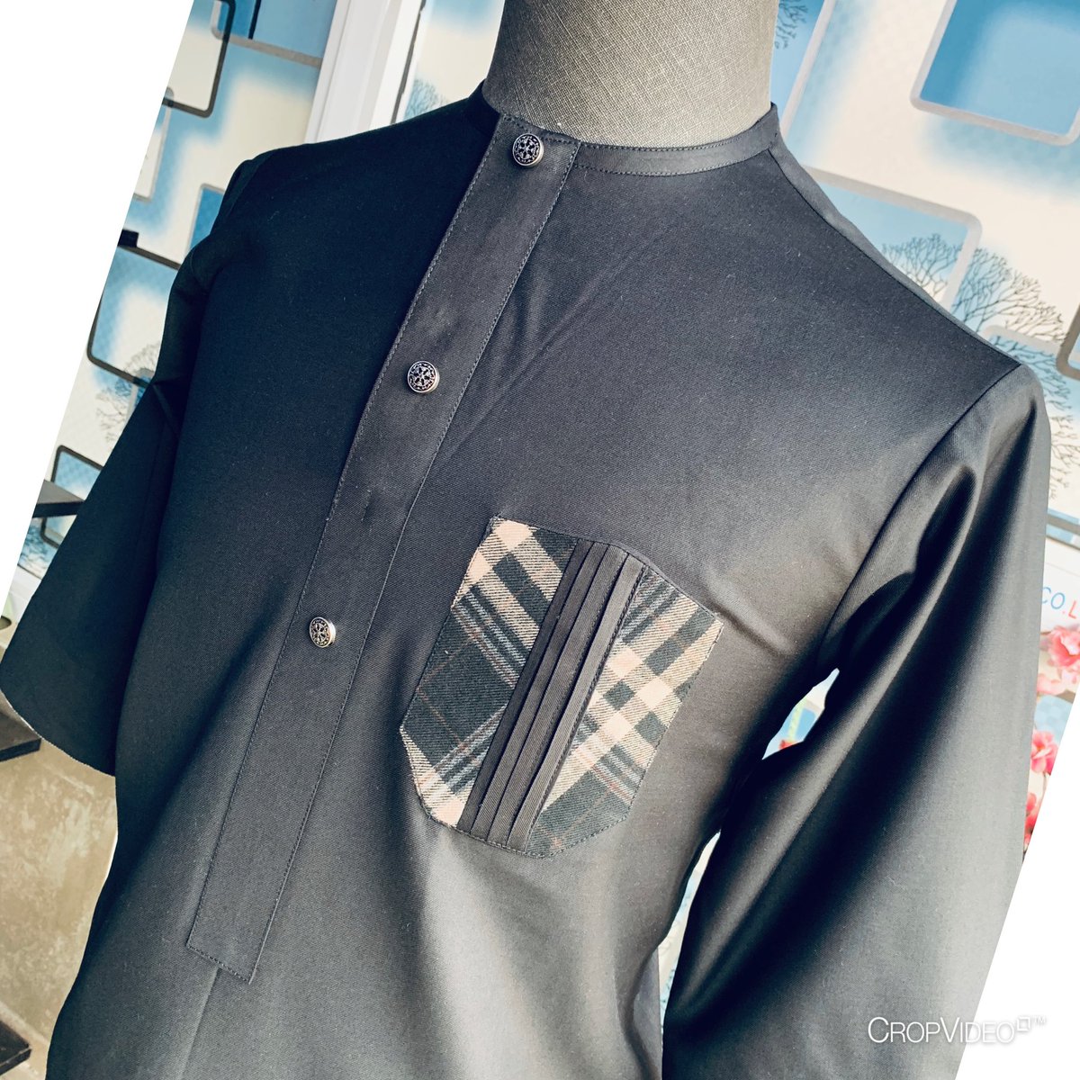 Sean_bdx's tweet photo. Wahala no dey finish. But I guess she should have added a title to the name instead of Tope. But Wetin concern me.
Iโm here to let your all know that you can up your Kaftan game with shinikimoney ๐
#BABS #LaBeunaVidaFunds #YahayaBello #BetterHalfDatingApp #TONTOxKlleraclear https://t.co/aYLB8lGSiB