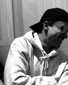 sxmuelgarcia_'s tweet image. . . . 

❝ᴇsᴛᴏʏ ʙᴏʀʀᴀᴄʜᴏ ᴅᴇ ᴛɪ❞

                                                   ¡!