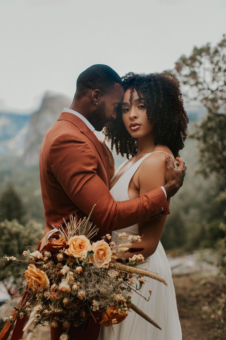 TurnIntoVenus's tweet photo. Holà ! Je recherche un couple pour un shooting inspiration mariage à Brest ou alentours🥰 (inspi en dessous)
Je fournis la robe de mariée (T38-40) ainsi que le voile. 
Photos gratuites contre autorisation de publication😉
.
👉+ d'infos par message https://t.co/oD7t6yr5nQ