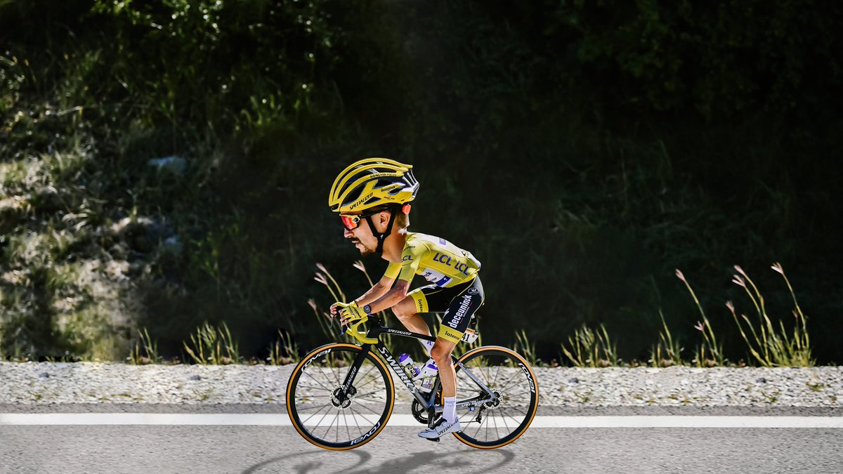 MaillotjauneLCL's tweet image. #tinyplayers |🟡Bienvenue dans la cour des.. Petits sur @LeTour ! 🤣 @rogla @TamauPogi @alafpolak1 @GeraintThomas86