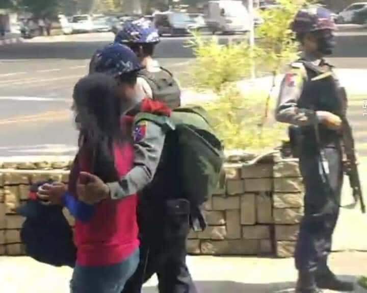 Physical Harassment is a crime❗
Myanmar military physically harrassed women.
Unwanted physically touching and street harassment is a crime!
There are no one to protect our innocent civilians now.
MYANMAR NEEDS HELP!
#WhatsHappeningInMyanmar
#HumanRightsViolations