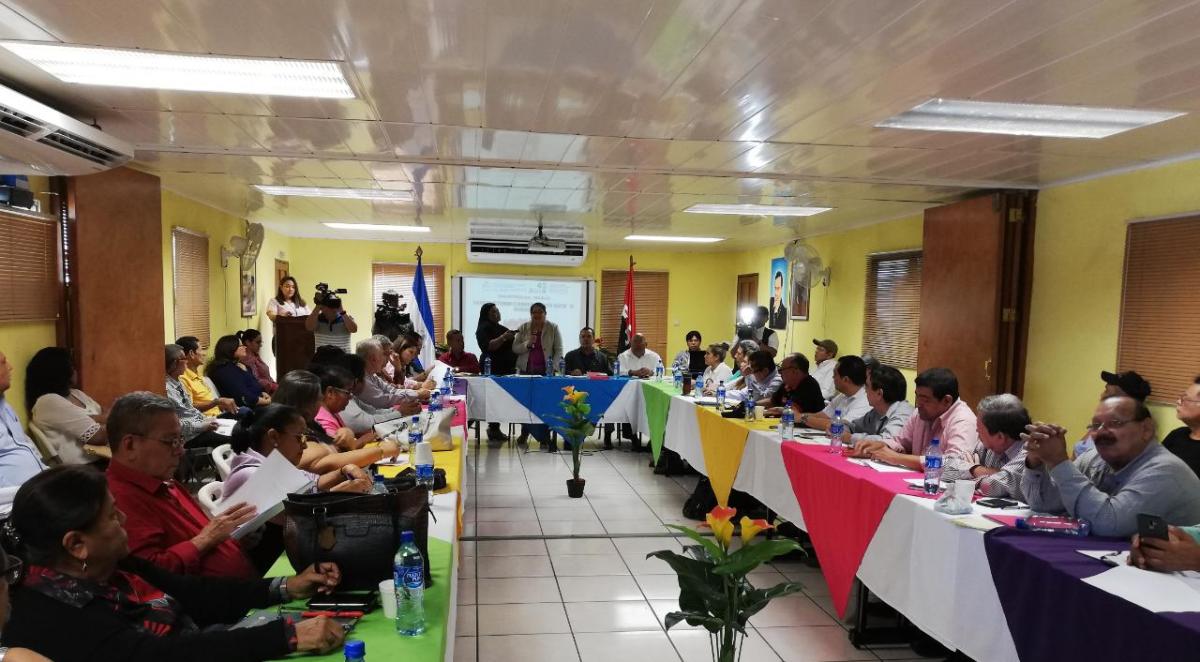 chequialo's tweet photo. Desde hoy está vigente el incremento al salario mínimo en Nicaragua. Te contamos por qué es insuficiente y se “disipará” en poco tiempo. 💰 👉🏼 https://t.co/eVtGRs0mNG https://t.co/kOTeUCrBsq