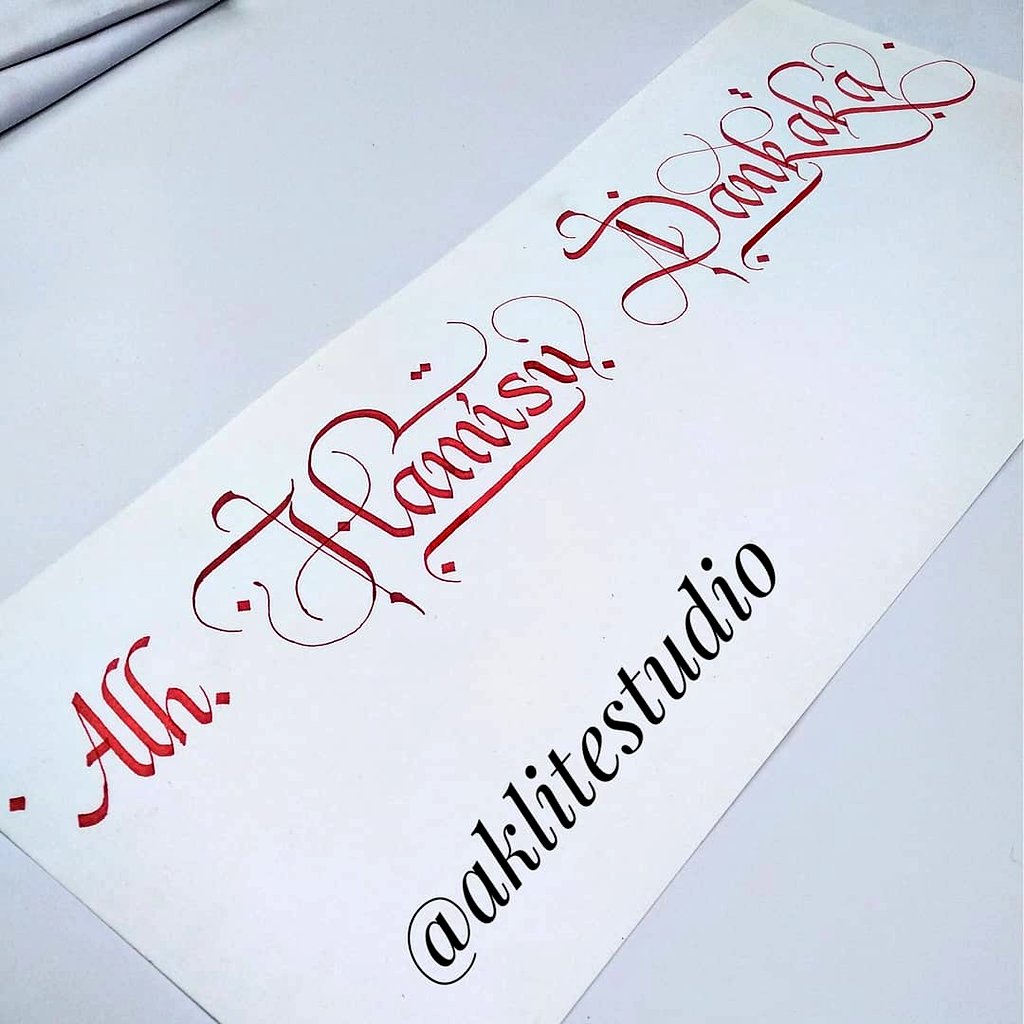 abukalligraphy's tweet photo. Frame size : 12" x 4"
Price : ₦6,000
.
.
.
#abukhadeejah #seblester #seblesterinspired #calligraphymasters #kano #kanocalligrapher #architecture #architect #archilovers #archidaily #amidreees #aklitestudio #calligraphy #calligraphyarts https://t.co/JkNHTfI2iS