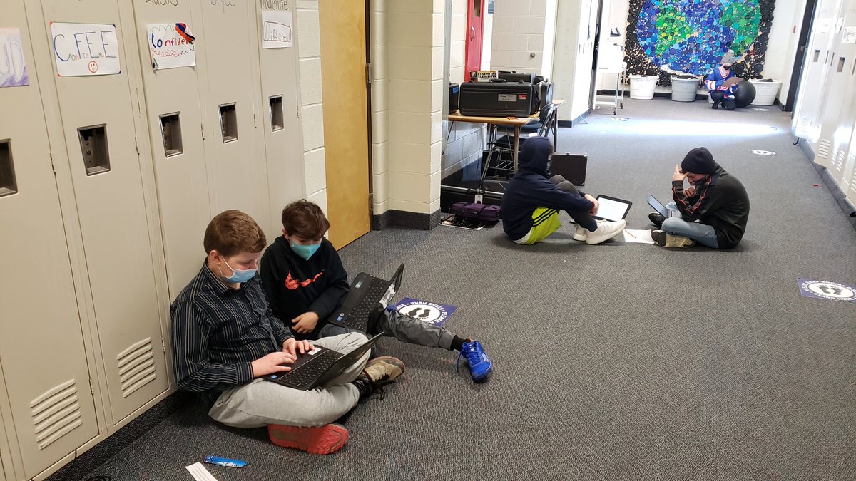 mjsedlak's tweet photo. Presentation day in @mm90_lehman class! Thanks for joining @EWDenges class! I learned a lot about so many interesting people!
#EWPride https://t.co/rmKCQIlyMp