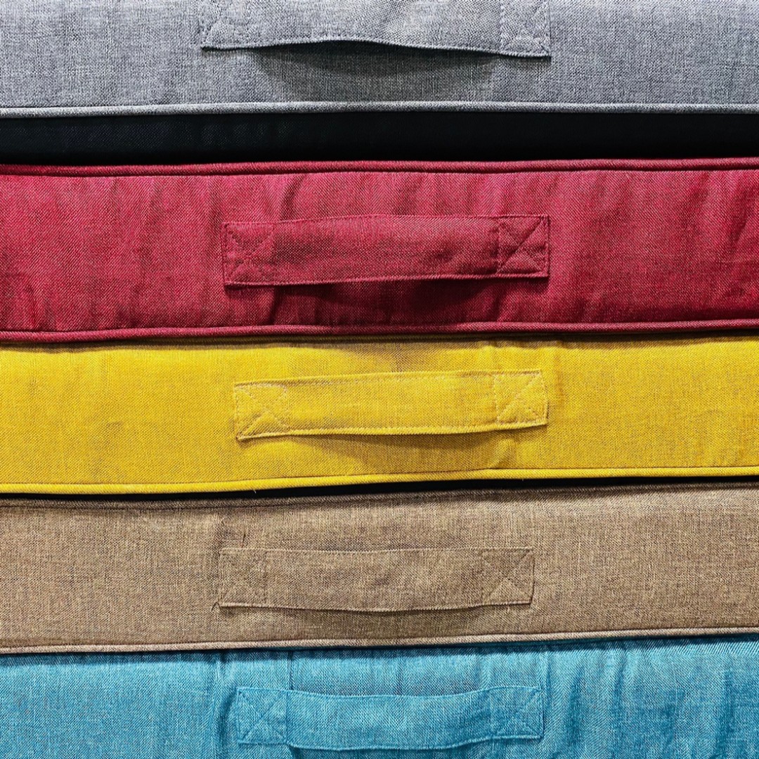 HealthyPetHQ's tweet photo. It's national bed month! Dogs also need a good night's sleep to stay healthy. Our foam beds are perfect for your keeping dog supported and warm throughout the night and we have recently just restocked in new colours!
#bedmonth #healthypetstore
https://t.co/HGnBY6uLDJ https://t.co/79xBLqEjUA