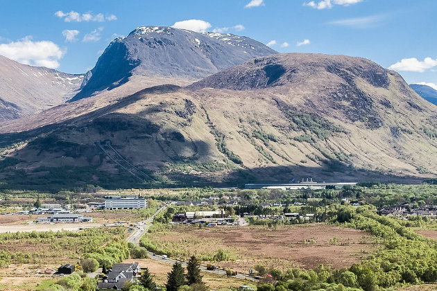 DurhamHighSch's tweet photo. They also climbed to the top of some of the world's tallest buildings. Huge congratulations to those who virtually reached the summit of Ben Nevis!
#DHSatHome #BeYourBest https://t.co/oHGuE6L7y9