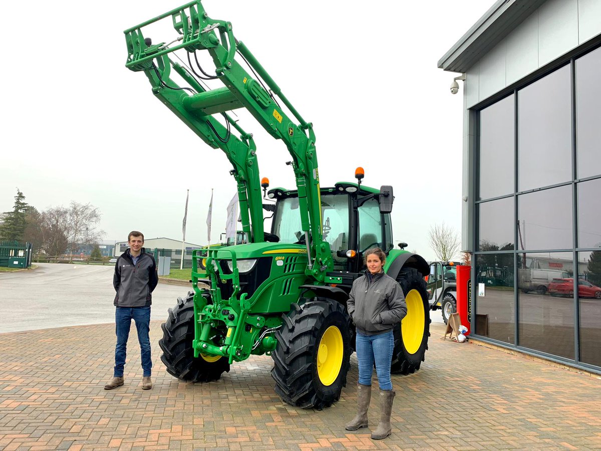 Rocky Murley had the pleasure of handing this new John Deere 6130R &amp; 643R loader over to Hannah from L&amp;D Flowers Ltd today, thank you for your business! #DeliveryDay #21