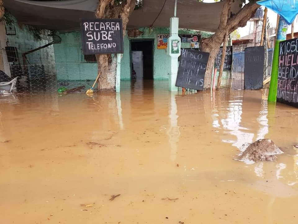 ziurpa's tweet photo. @alferdez este es el #SanJuan antisismico que mencionaste, mas precisamente #Pocito , departamento que vivio la intendencia de la familia de @sergiounac durante varios años! #Tormenta #lluvias #AhogadosXElSilencio @todonoticias https://t.co/zplgG6CI2x
