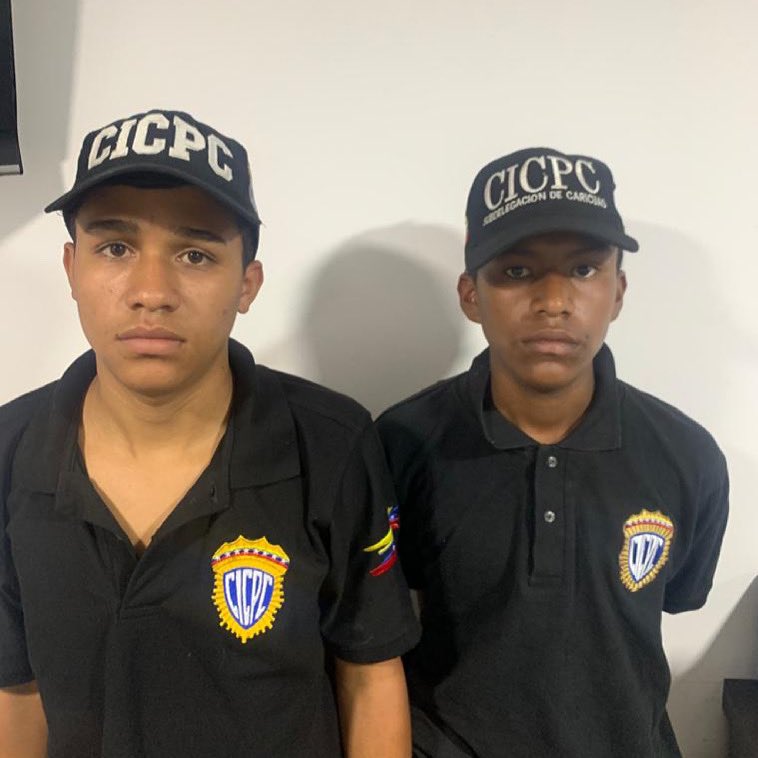Detenidos dos falsos funcionarios del #Cicpc atracando en Petare. 
instagram.com/p/CL4iO_whqAh/…