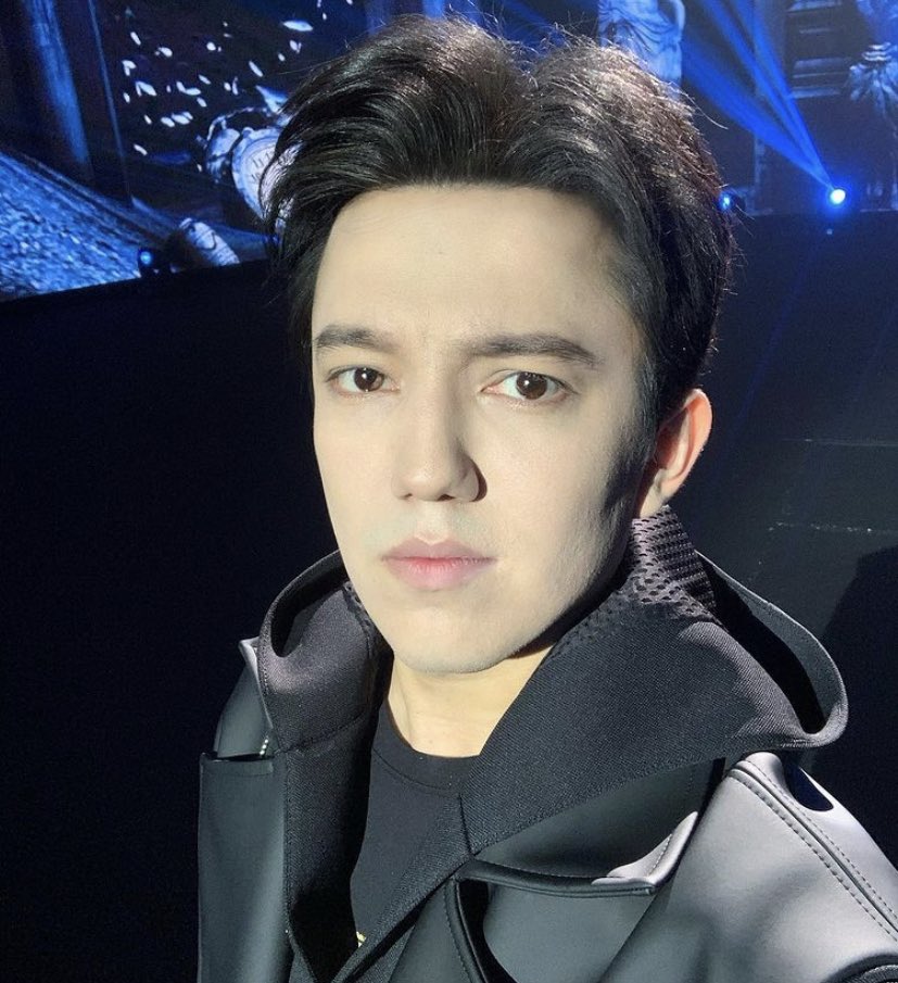dimash_official's tweet photo. Hi https://t.co/WDTaMeSJmN