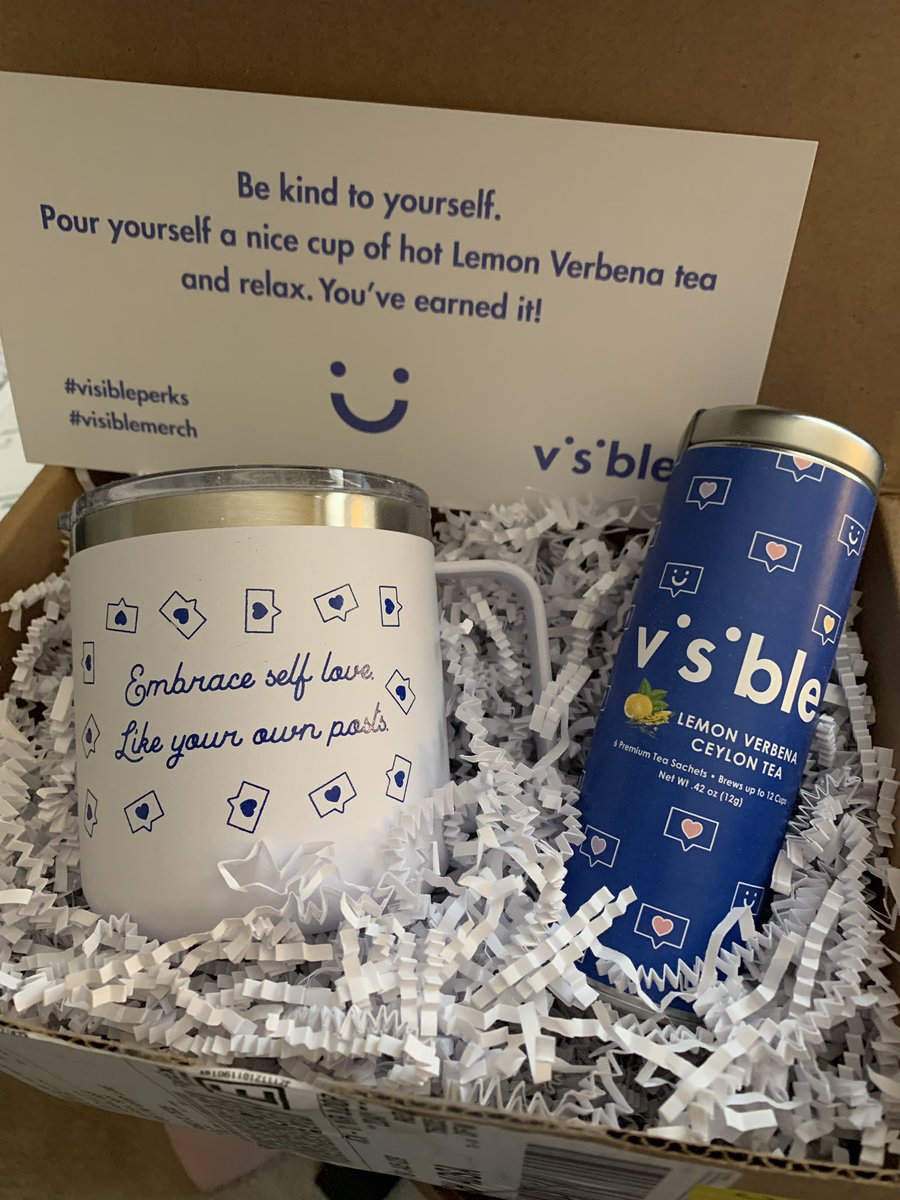 lldean91's tweet photo. If your phone company doesn’t send you treats in the mail, why are you still with them? Loving this box from @visible 💙💙 #visibleperks #visiblemerch https://t.co/LfHdZ0LGrY