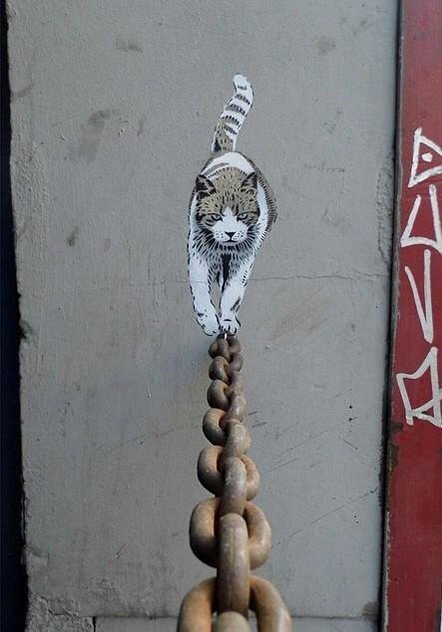 BesoLandia's tweet photo. Creeping Cat, Barcelona, 
Street Art by JPSArtist1
#StreetArt https://t.co/cnXKKJYrdq
