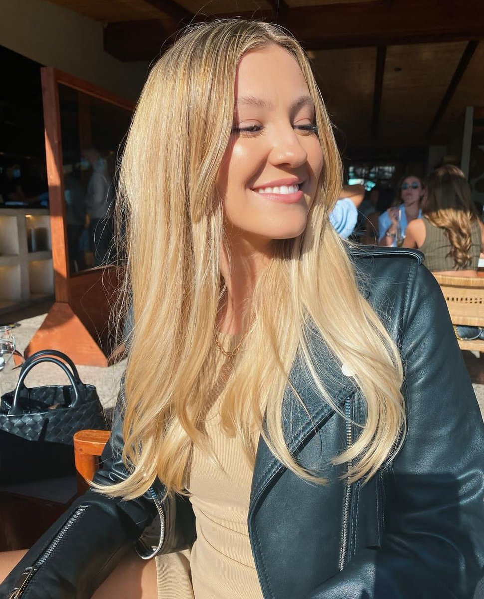 Ava Sambora Style (@StyleAva) / Posts / X, image size:970x1200