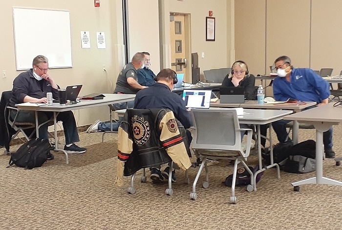 EducodeI's tweet photo. Special thanks to SN-ICC volunteers moderating the virtual classes. https://t.co/8VV1LfYfGP