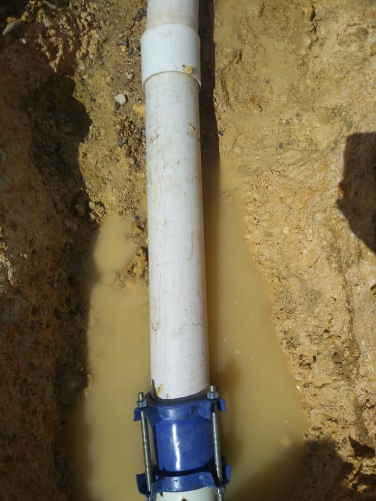 JuanSeverinoG1's tweet photo. La @caasdrd resolvió en la calle 6 y calle 4 del sector de colinas del marañón II en la Charles de Gaulle.
La Regional Norte, trabajando para que le llegue el agua a la comunidad
#CAASDRD
#EstamosTrabajando
#EstamosCambiando https://t.co/70Nz70DWip