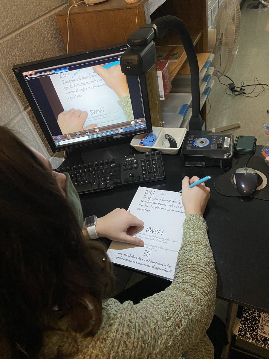 edpuzzlehannah's tweet photo. @Teach_MsBarker annotating and unpacking our new 2nd grade math standard with students. #2G1 https://t.co/EQkEOqgNpL