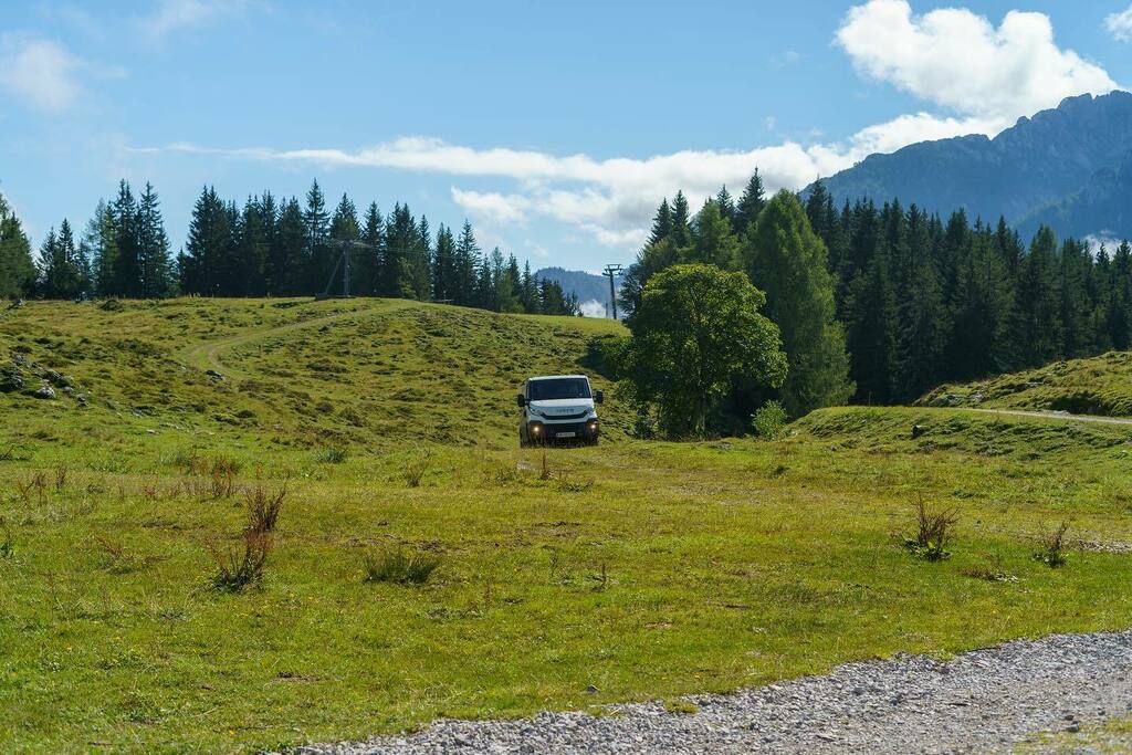 SaschaAminger's tweet photo. What’s coming here? 😍
.
#sonya7iii #sonyalpha #sony #bealpha #sony50mmf18 #fotografie #photography #landschaft #landschaftsfotografie #landscape #landscapephotography #alm #alp #iveco #ivecodaily #ivecodaily4x4 #inaction #lightroom #postalm #strobl #… https://t.co/hcDiYRbIE4 https://t.co/8RWmLYwRhD