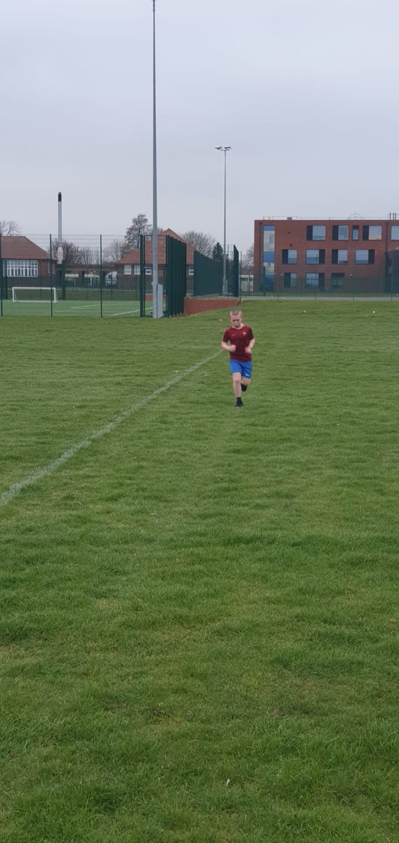 pete_ashurst's tweet image. Another mile done  💪💪⚽️⚽️⚽️ #grassroots #27togo