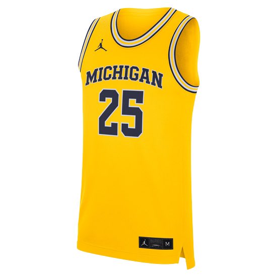 WolverineCorner's tweet photo. Been far too long since we did a giveaway so let’s go! 

RT this tweet and follow us @WolverineCorner for a chance to win your choice of a Michigan hoops jersey or shorts. 

Winner picked this Friday evening (March 5th). Good luck and go blue! https://t.co/ZXtjCWT5EA