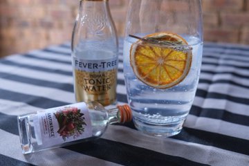<a href="/TrumanAndOrange/">TrumanAndOrange</a> introduce #nonalcoholic #Abstinence. This range is inspired by the biodiversity of the Cape Floral kingdom using a similar process to craft gin. I tried the "Cape Spice" today, seriously delicious and spicy. Enjoy with premium Tonic like <a href="/FeverTreeMixers/">Fever-Tree Mixers</a> #gifted