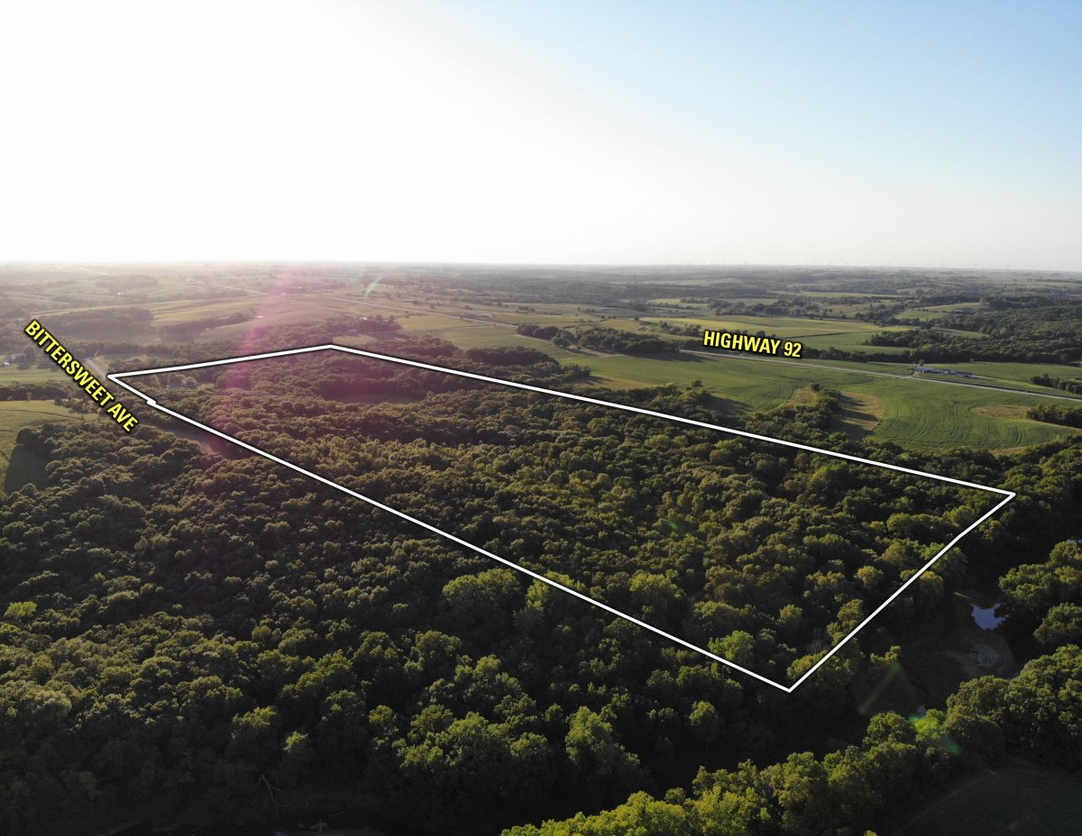 PeoplesCompany's tweet photo. Home & Recreational Land For Sale in Madison County, IA!
✅ 99.26 Total Acres M/L
✅ Home Built in 2013
✅ 7.78 acres m/l in CRP
✅ Trophy caliber whitetail hunting
#PeoplesCompany #LandAvailable
Listing #15123 | Agents: @jcsick15 & John Hutchcroft
🔗https://t.co/GBXdGyBhjB https://t.co/sZospqcH1V
