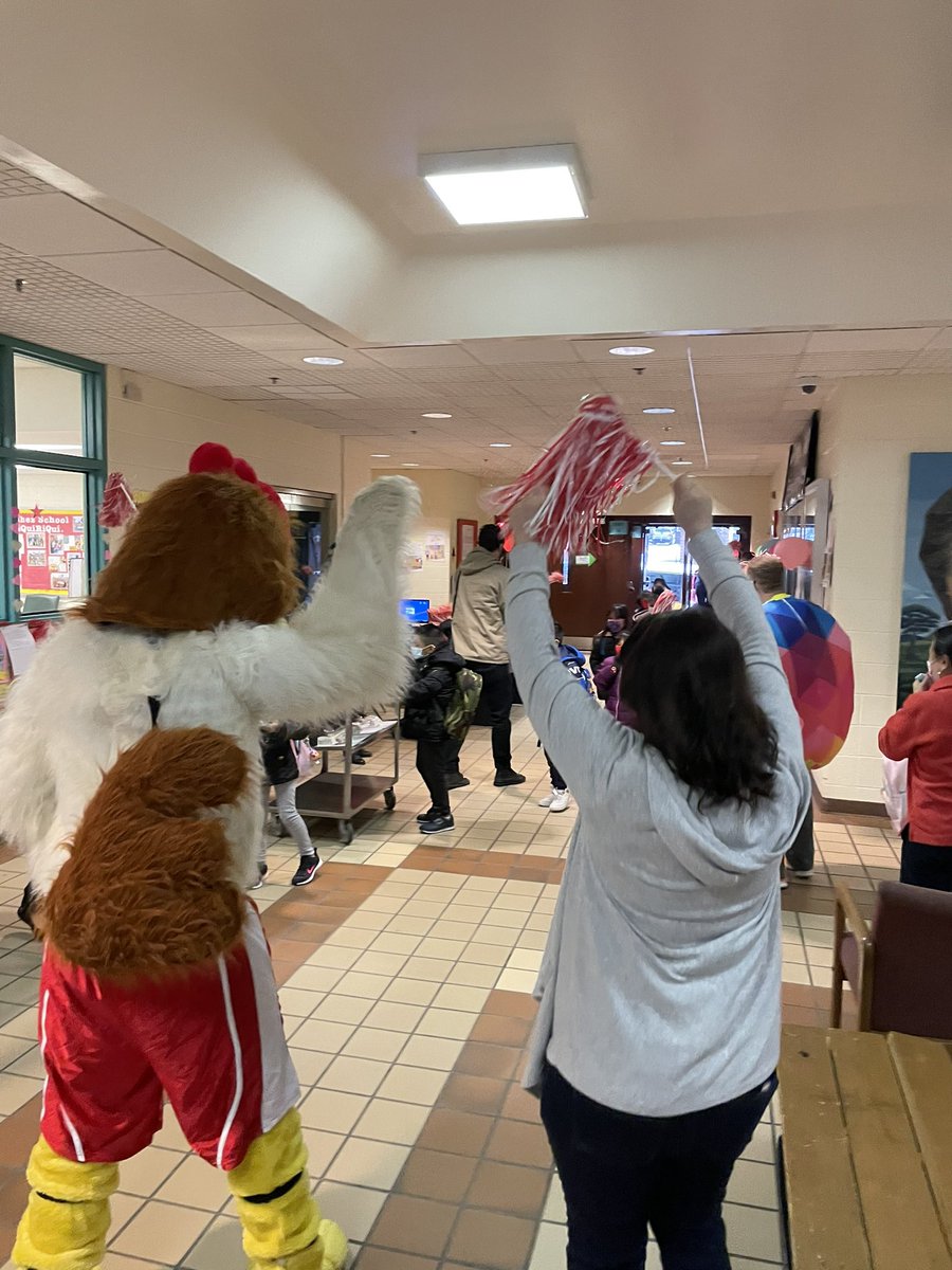 Proud day welcoming back students into the building. Quiquiriquí #wearecrew <a href="/urbanleaderEv/">Evelyn Overton</a> <a href="/EzzieFigueroa/">Ezzie Figueroa</a> <a href="/MrRMcHugh/">Mr. McHugh</a>