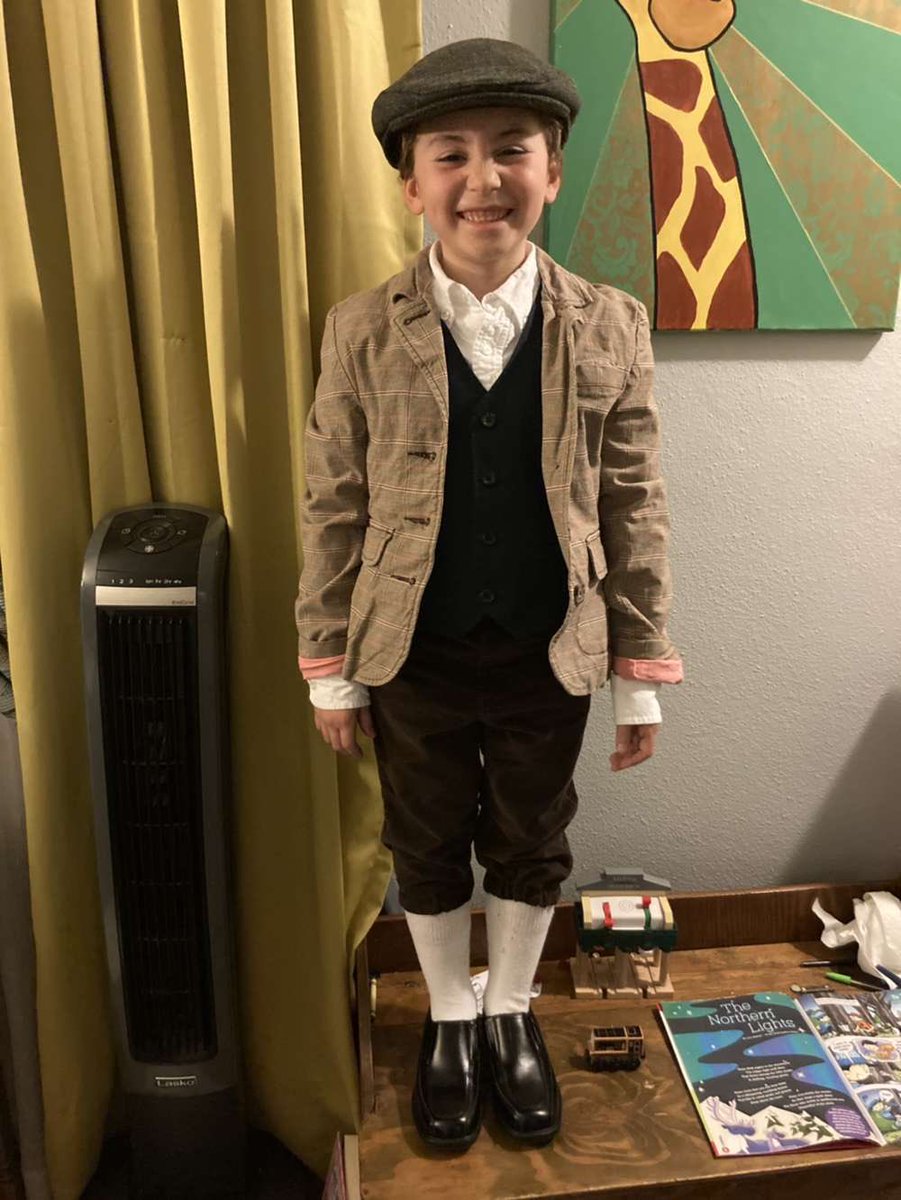 MrsKaraus's tweet photo. My Goddaughter is a second grader. Her school is kicking off #ReadAcrossAmerica by asking students to dress as their favorite book character. Her mom and auntie helped bring her vision to fruition! @laurenTarshis 🚢 📚 https://t.co/gVqM0IxzID