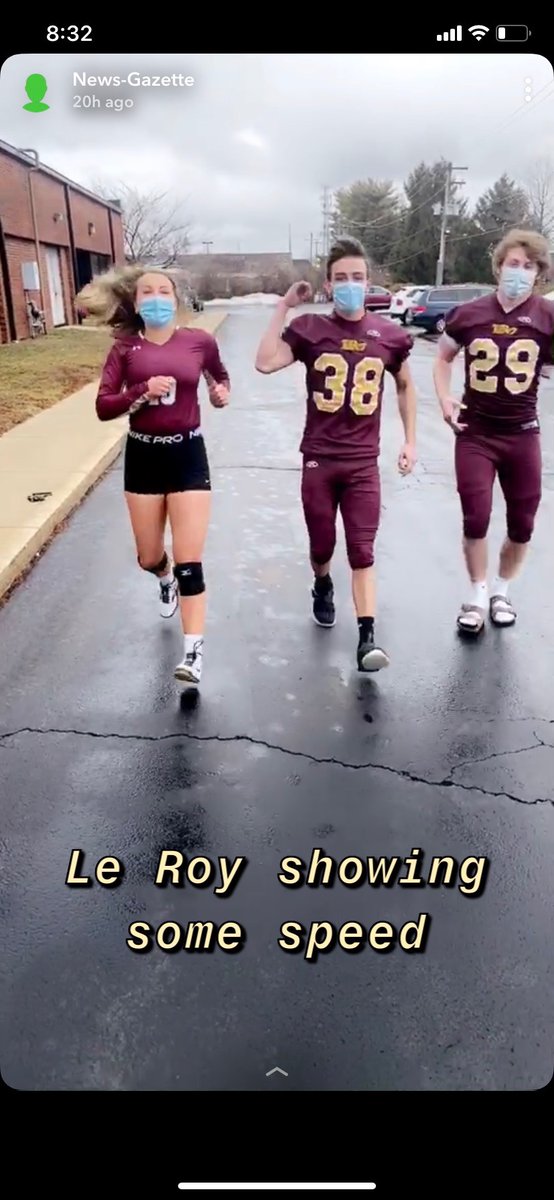 ngpreps's tweet photo. Good energy from the crew at @LeRoyCUSD2
https://t.co/APUXo5q6Jo
#FacesOfSpring https://t.co/liIB4ckrCz