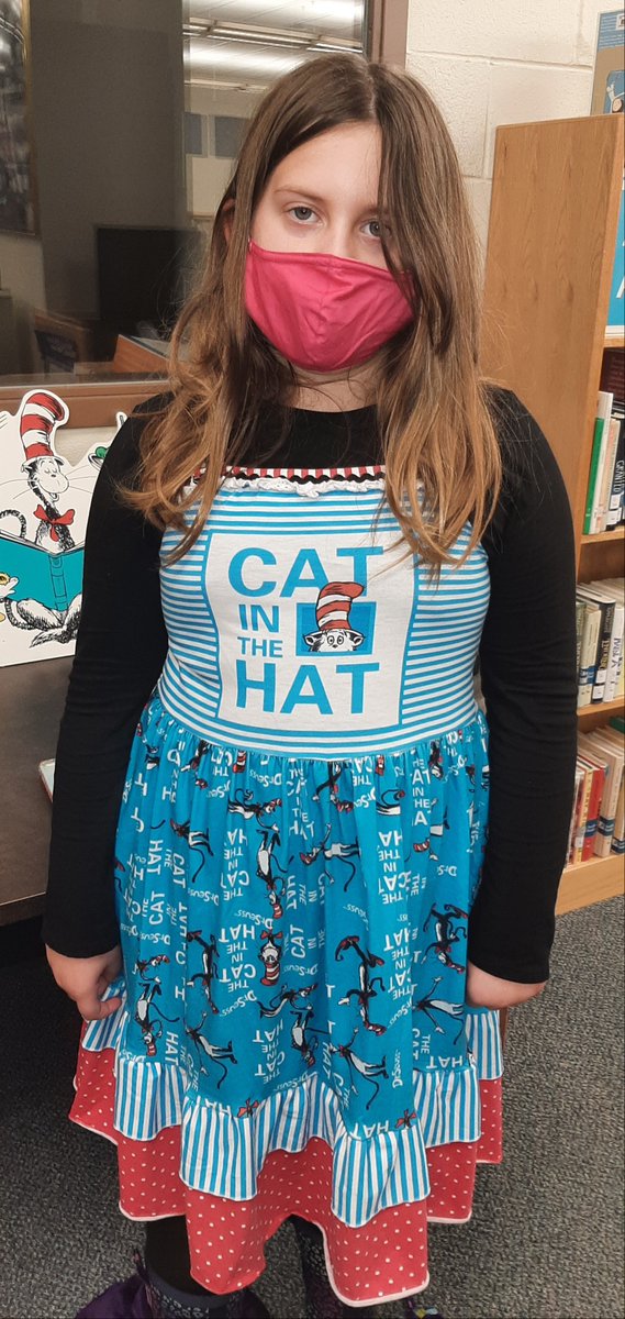FesCommons's tweet photo. Our students are excited to celebrate Dr. Seuss's Birthday and Read Across America dress up days this week. Today was Cat In the Hat day! #HCSLibraryMedia #HCSLibraries #ForestbrookElementary #horrycountyschools #HCSinfo #learningcommons #LeadHCS https://t.co/sdbUTSyE2h