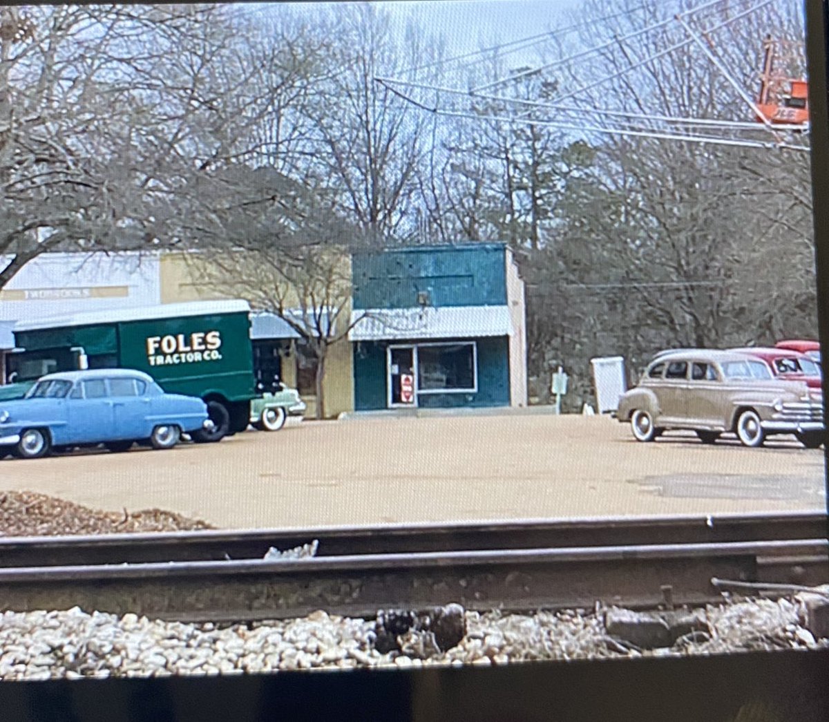 segrass's tweet photo. @dkm14 @EmmeTillcenter Filming for the movie going on in Sumner MS now!!! https://t.co/OrCDHYDNzz