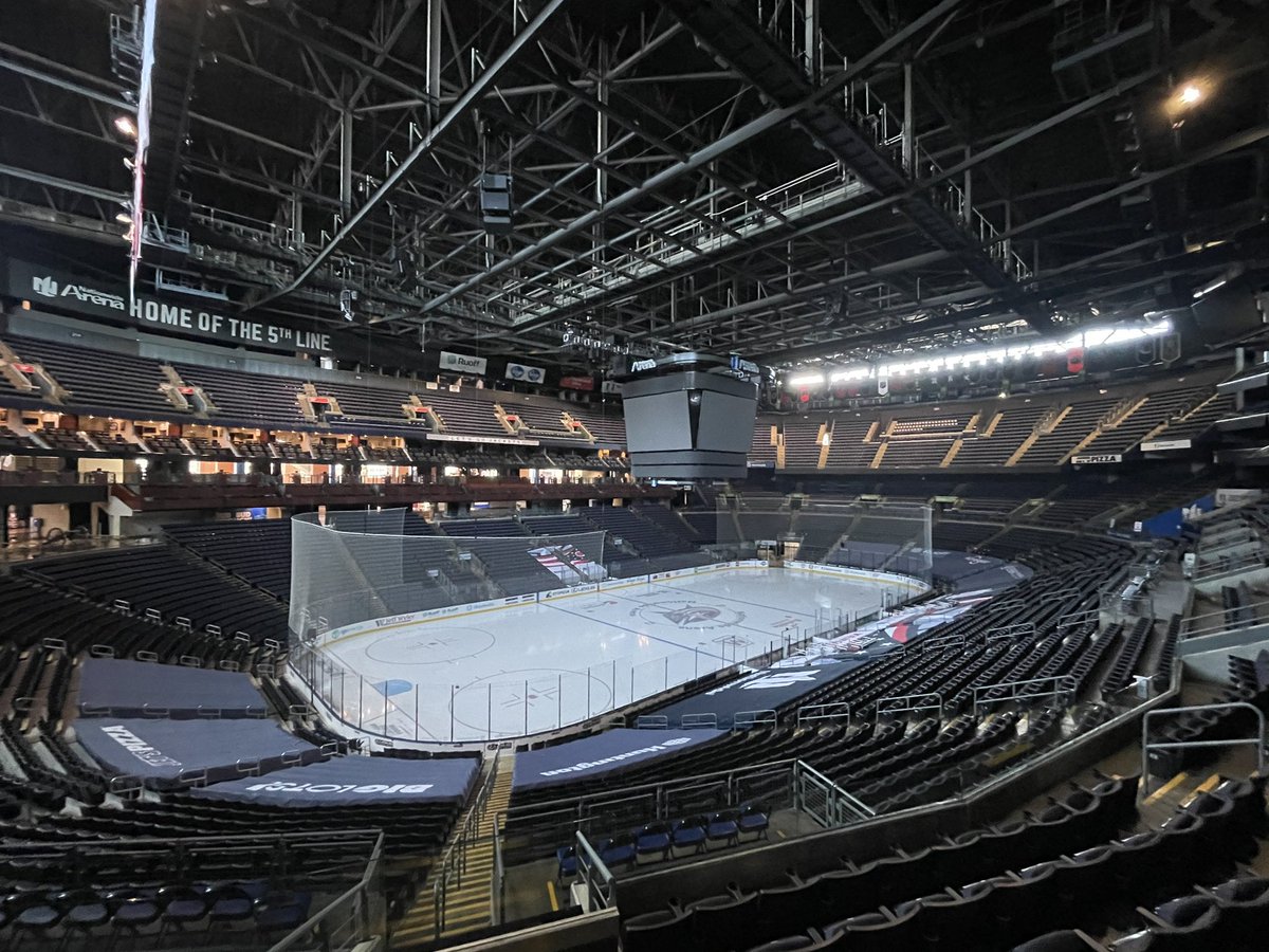 JacketsInsider's tweet image. One more day til we get some 5th Line energy in this place #CBJ
