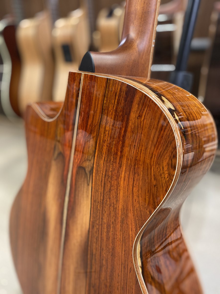 FurchGuitars's tweet photo. The wood selection for this beauty headed to Japan will surely please our customer. Rainbow Gc-LC with beautiful Alpine Spruce top and unique Cocobolo back and sides.

More Rainbow at https://t.co/DJDyC0mHC6

#furchguitars #cocobolo #acoustic #guitar https://t.co/1FJeMpi0ts