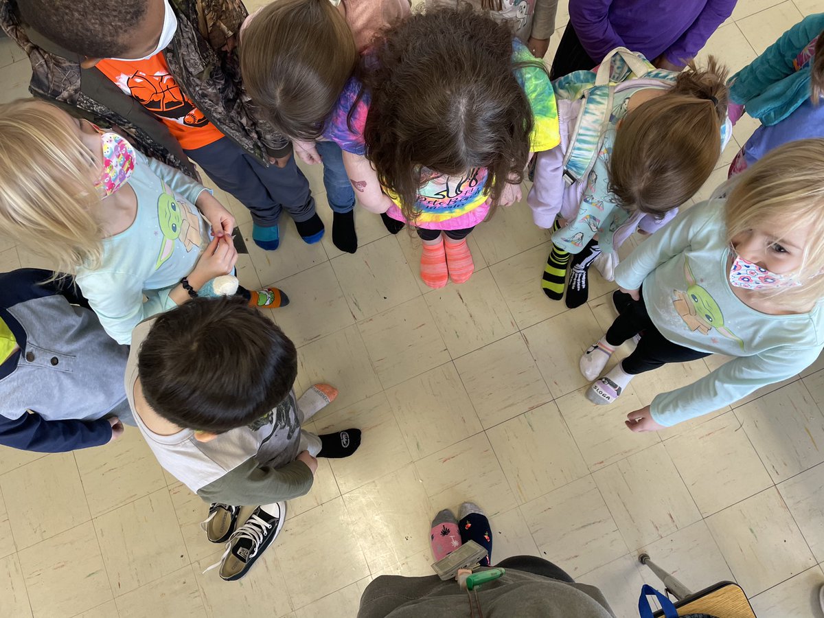jesterar3's tweet photo. It’s Acceptance Week!! 
Awareness + Change = Acceptance

Mix Match Monday 🧦 with my AM kiddos! 
@SLSDHarrisonEl https://t.co/Iw7fGrKFFx