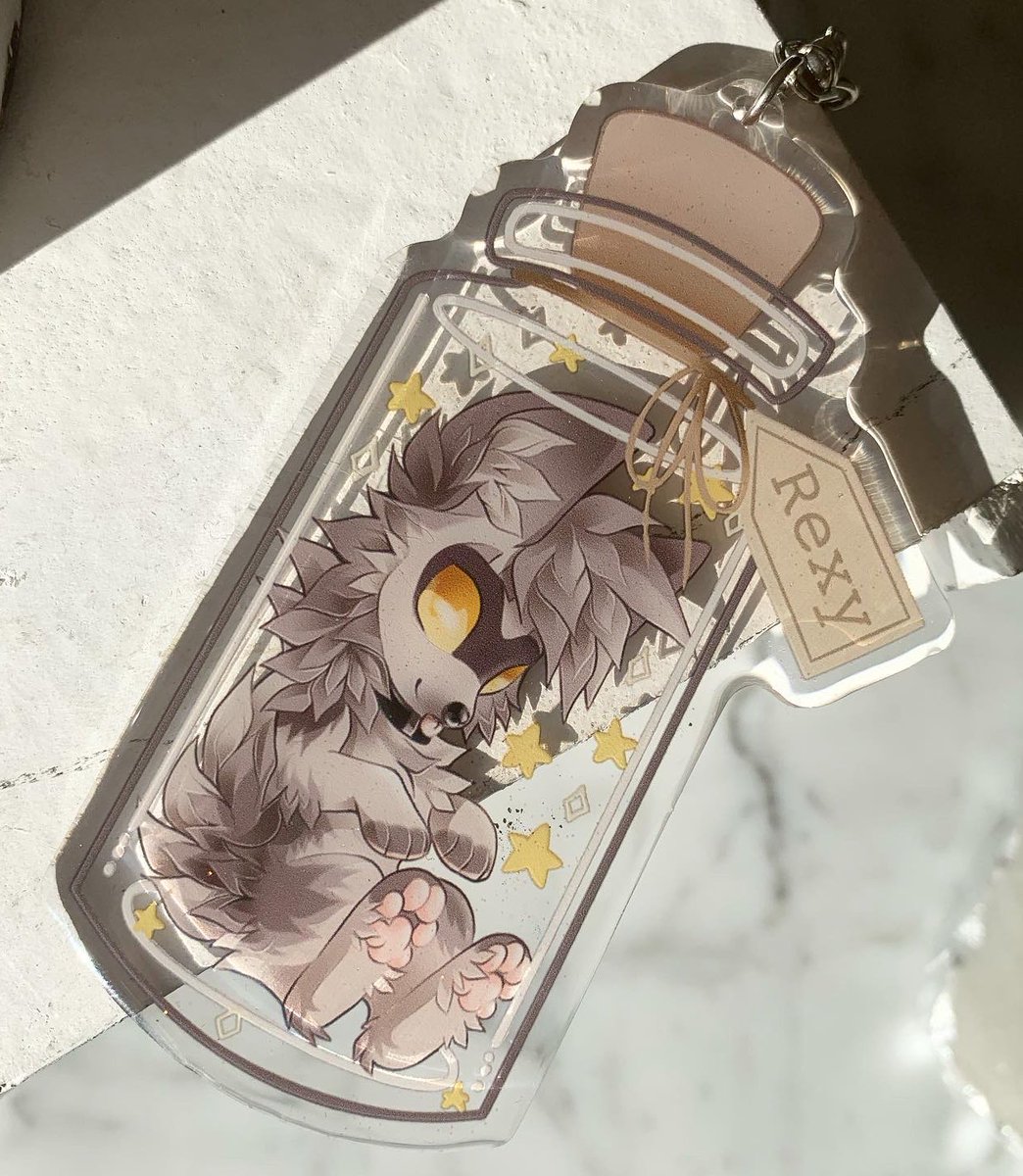 RexyJackal's tweet photo. ⭐️FLUFF POTION GIVEAWAY⭐️
Enter for a chance to win a cute keychain of your OC 💕 Will ship anywhere!

Rules: 
-follow
-retweet (no raffle accounts)
- (optionally) post your ref bc I love to see them!

Ends March 14th. Good luck! https://t.co/OogMvZ8ayt