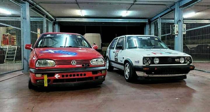 hlt_racing's tweet photo. Golf GTI MK3 16V / Golf GTI MK2 16V

Campeonato Endurance 8H - 2018
@ultimavuelta_trackdays
@circuito_jarama
@hlt_racing

#ultimavuelta #jarama #golfgtimk3 #golfgti #gti #resistencia #cars #equipo #hlt #xaire #recinpra #volkswagen #volkswagenmotorsport  #team #coches #instacars https://t.co/tH6rGMHTJi