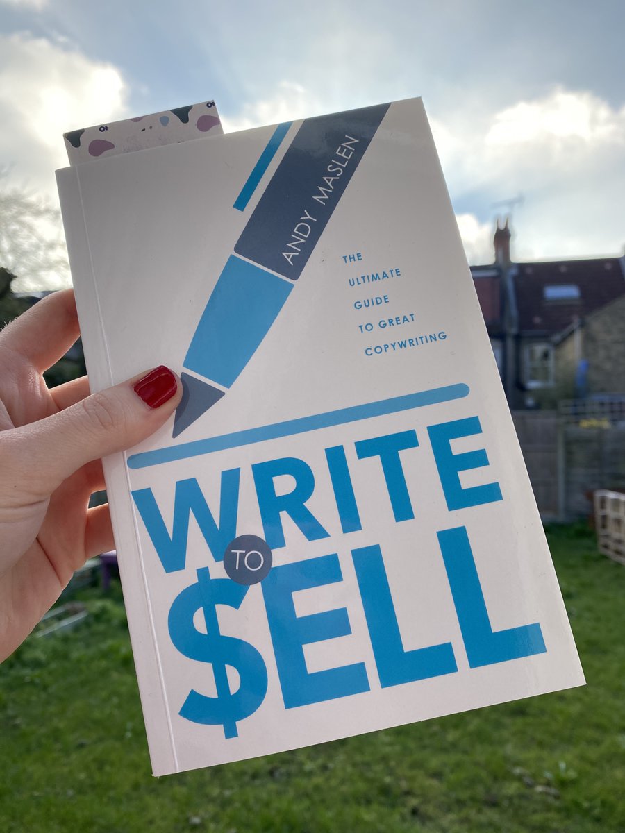 LisaMaePreece's tweet photo. Spent much of the weekend absorbing this book thanks to  @EJCownley's YouTube recommendation. My brain is overflowing with tips and tricks. https://t.co/4Zkesi6tiQ