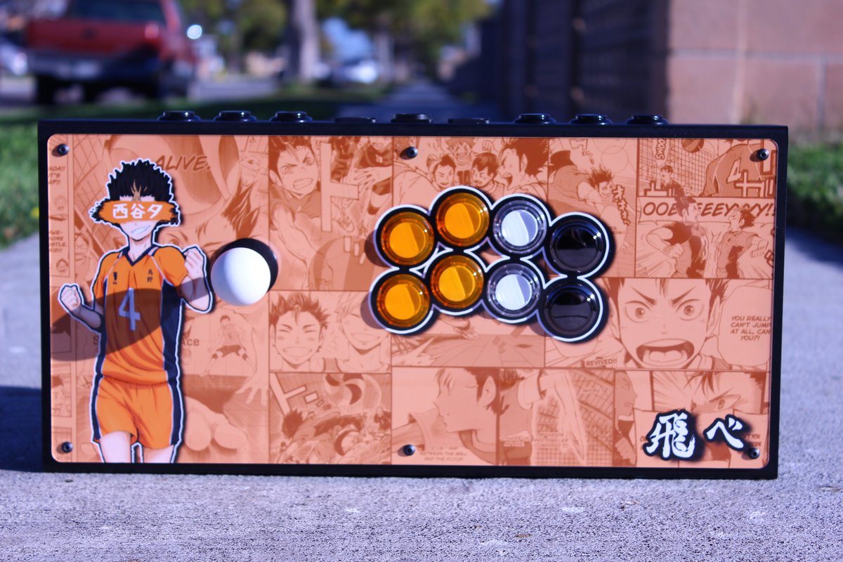 AviaanFGC's tweet photo. Rolling Thunder！

Nishinoya Yuu themed fightstick featuring custom wiring to match his uniform!

Case - @AllFightSticks 
Art - @focusattack 
Pars - Focus Attack &amp; @ArcadeShock https://t.co/1vziI8Rht5
