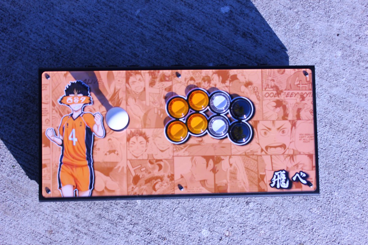 AviaanFGC's tweet photo. Rolling Thunder！

Nishinoya Yuu themed fightstick featuring custom wiring to match his uniform!

Case - @AllFightSticks 
Art - @focusattack 
Pars - Focus Attack &amp; @ArcadeShock https://t.co/1vziI8Rht5