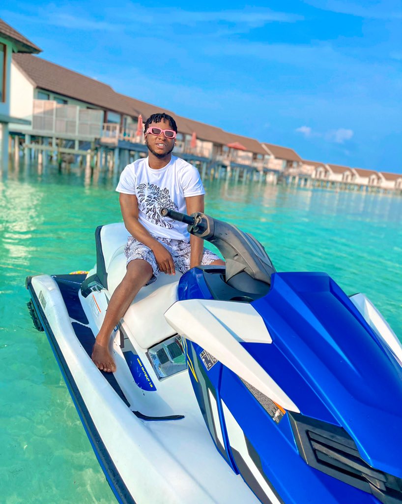 djkaywise's tweet image. Make a wish 🎁👇 #JoorNation #Okiki